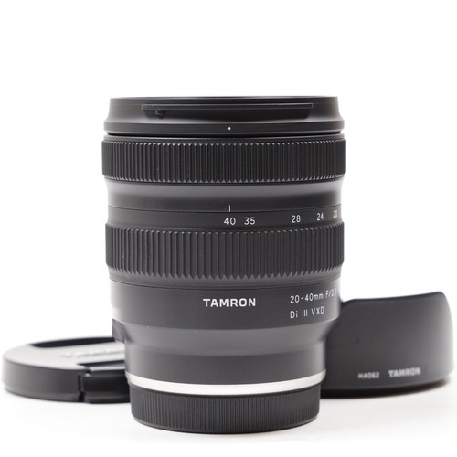 Tamron 40mm 8 - f/2.8, iii