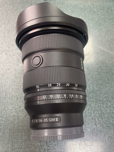 Sony f2 8 - gm, ii